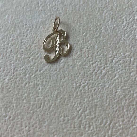 Initial B solid real gold charm | ideal gift | Initial B pendant | - Picture 2 of 8